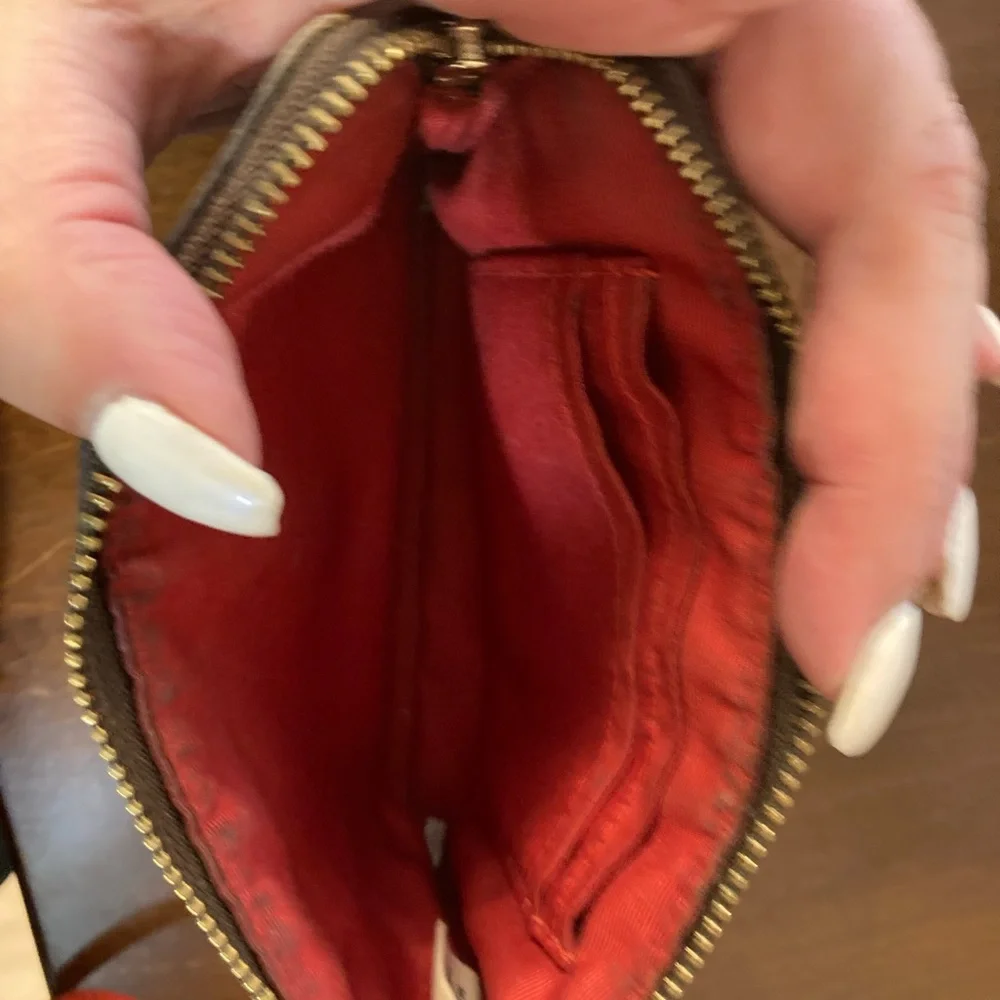 COACH BROWN/RED CORNER ZIP WRISTLET - VGU CONDITION - Picture 4 of 4